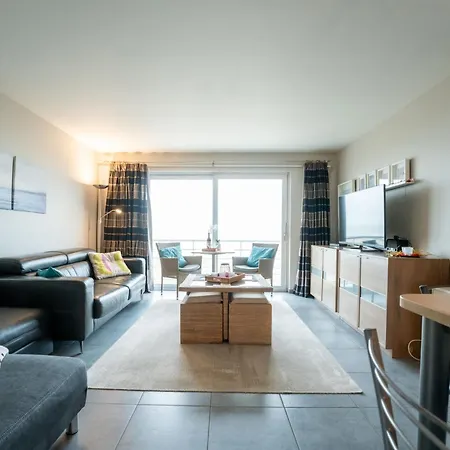 Apartment Savoie With Sea View By Interhome Бланкенберге